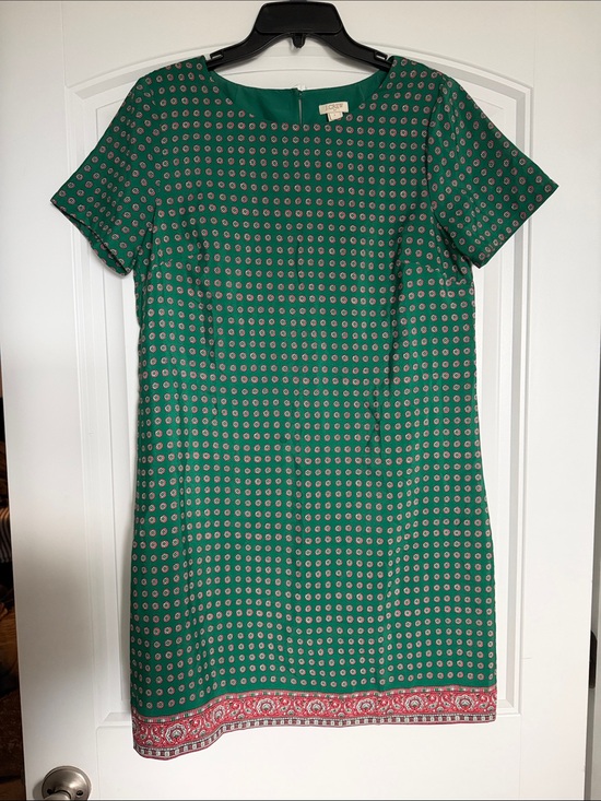 J. Crew Factory Dresses & Skirts - J. Crew Factory Green Patterned Short Sleeve Shift Dress with Pink Border